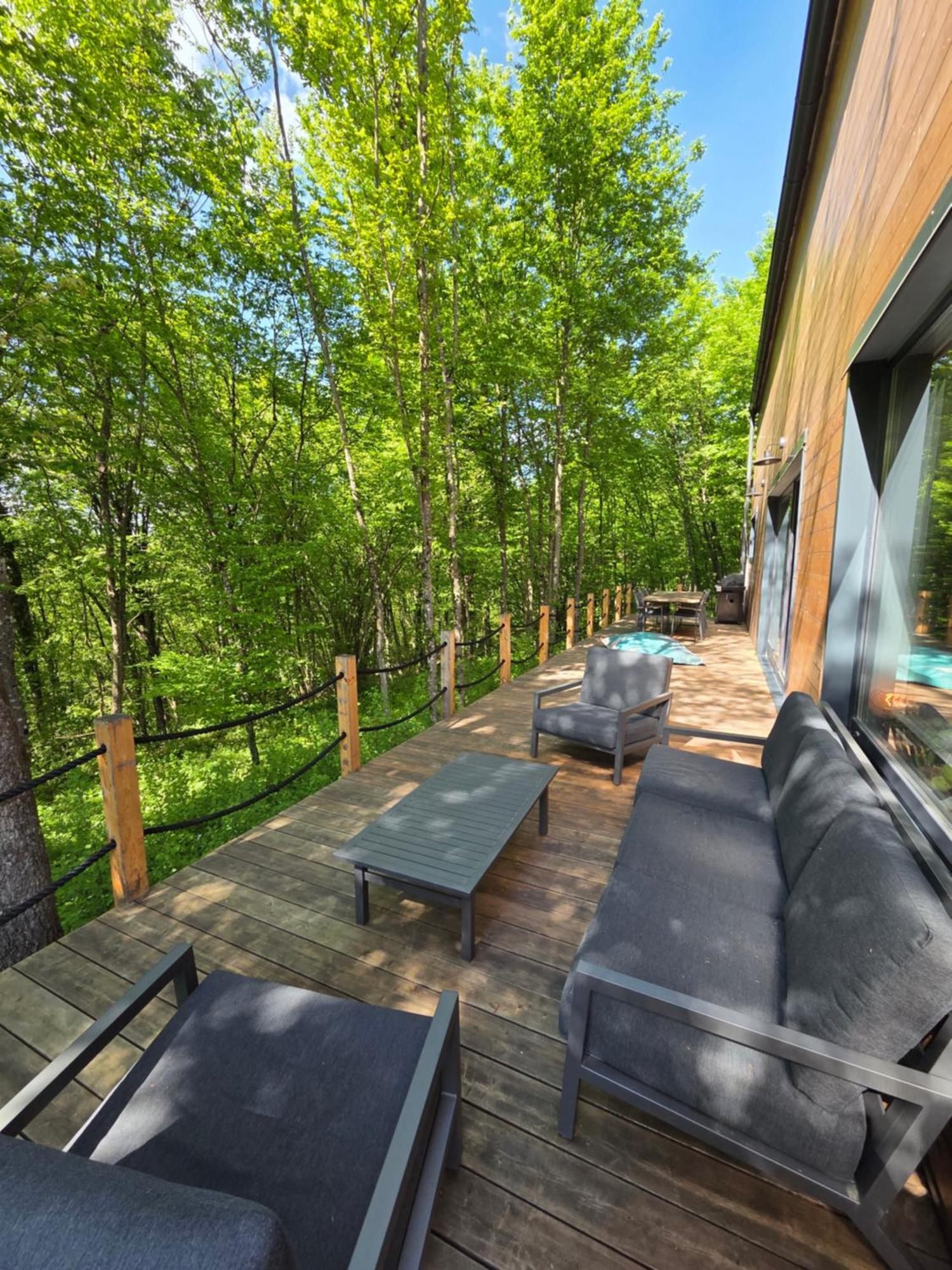 Tree Elements Treehouse Retreat Apartment Slunj Exterior photo